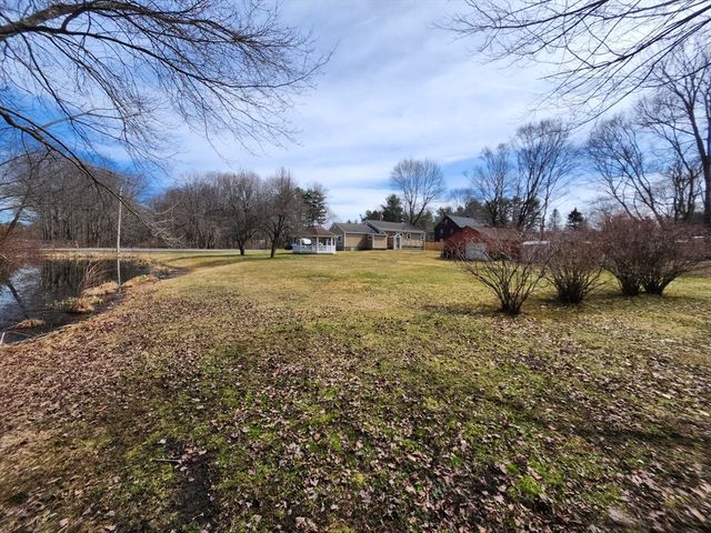 16 Hough Rd, Sutton, MA 01590