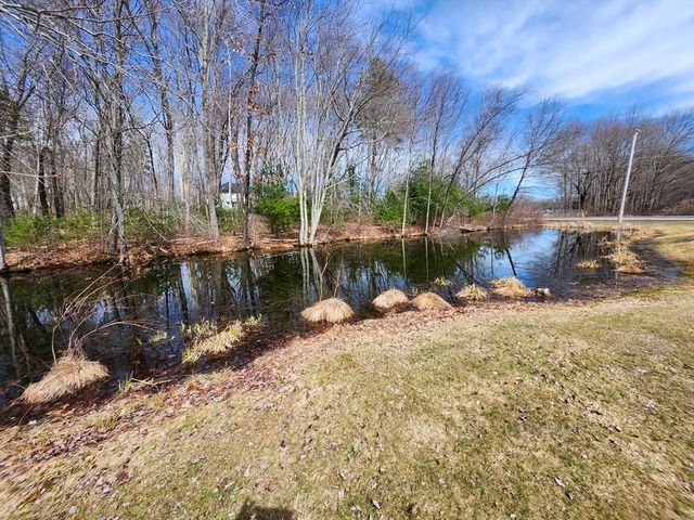 16 Hough Rd, Sutton, MA 01590