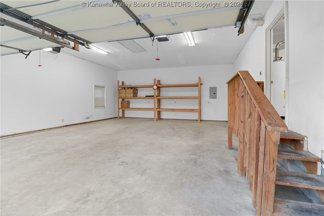 201 Weatheridge Drive, Hurricane, WV 25526