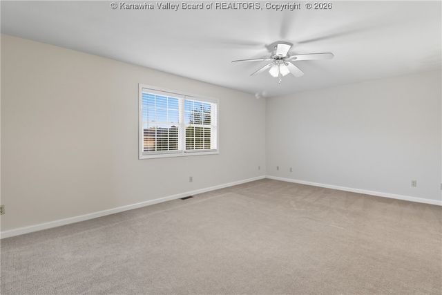 201 Weatheridge Drive, Hurricane, WV 25526