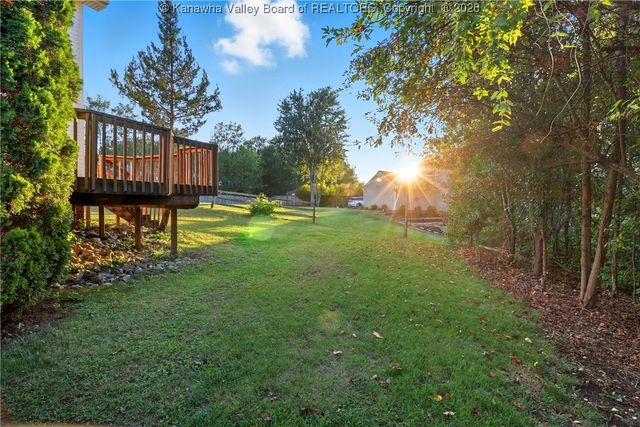 201 Weatheridge Drive, Hurricane, WV 25526