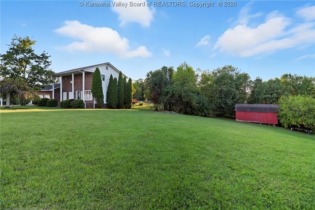 201 Weatheridge Drive, Hurricane, WV 25526