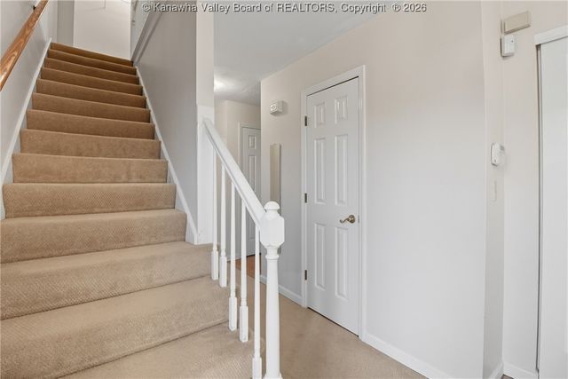 201 Weatheridge Drive, Hurricane, WV 25526