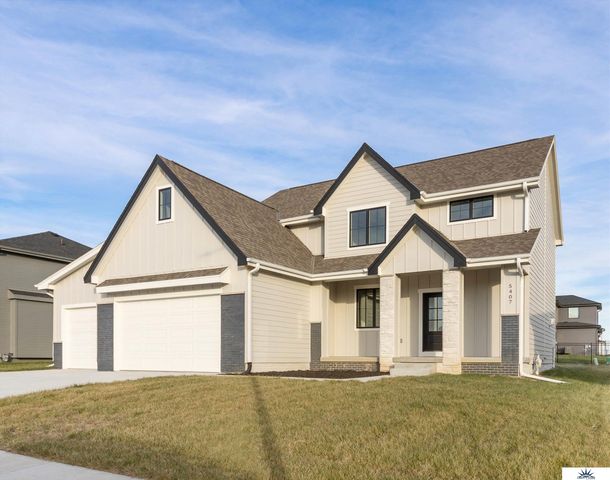 5407 N 208th Avenue, Elkhorn, NE 68022