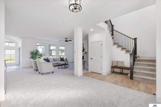 5407 N 208th Avenue, Elkhorn, NE 68022