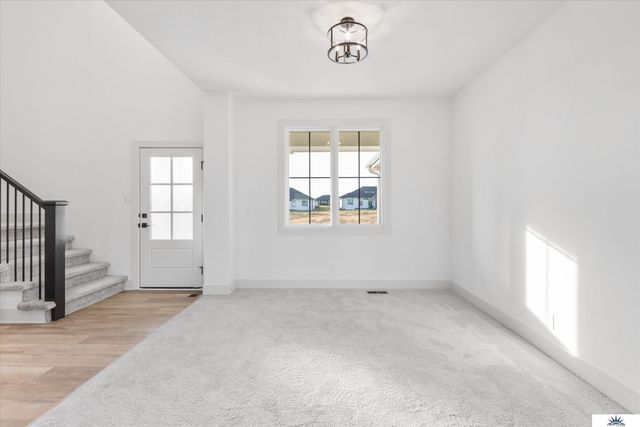 5407 N 208th Avenue, Elkhorn, NE 68022