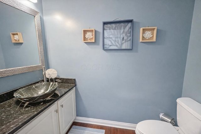 6201 Lampton Pond Drive, Hilliard, OH 43026