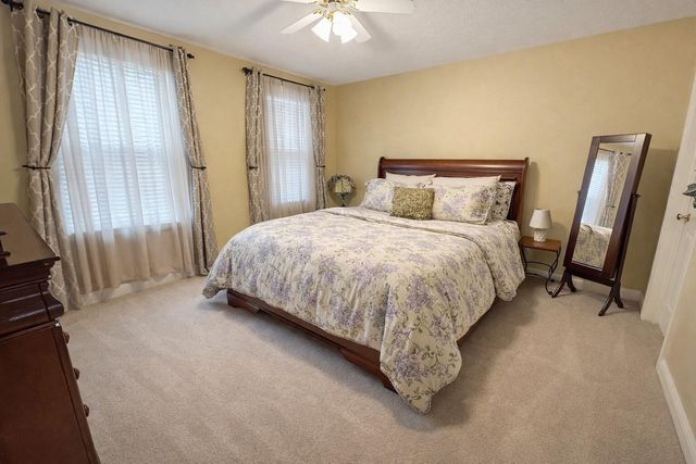 6201 Lampton Pond Drive, Hilliard, OH 43026