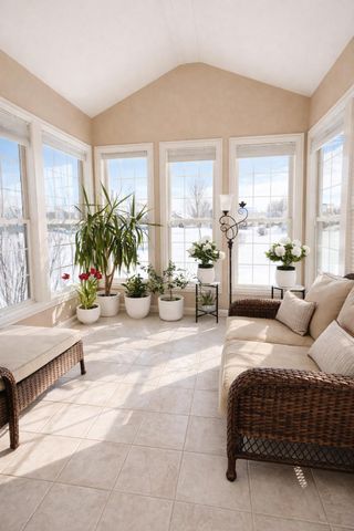 6201 Lampton Pond Drive, Hilliard, OH 43026