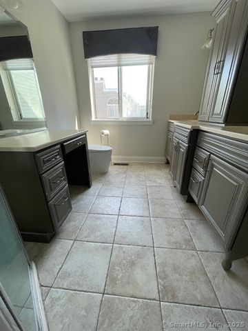 69 Harbour Close 69, New Haven, CT 06519