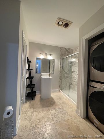 69 Harbour Close 69, New Haven, CT 06519