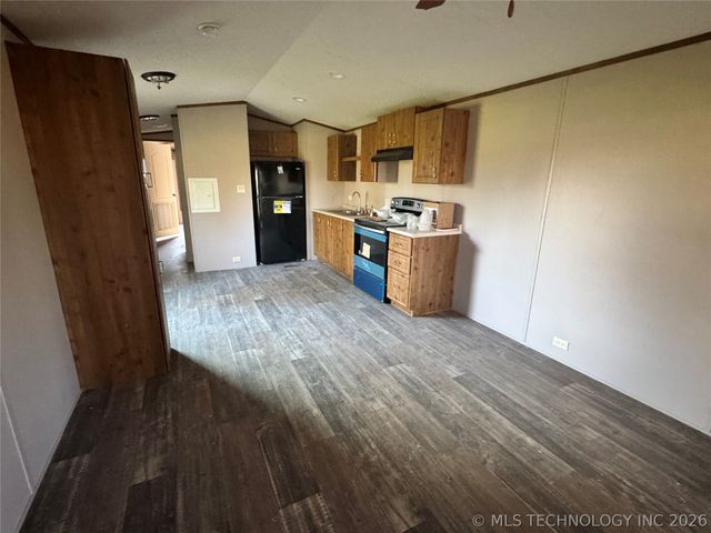 449 W Sand, Caney, OK 74533