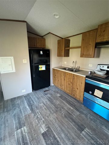 449 W Sand, Caney, OK 74533