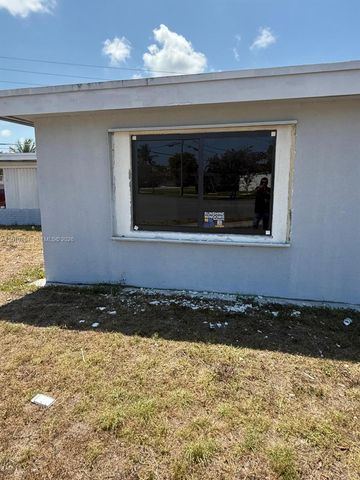 1501 NW 3rd Way, Pompano Beach, FL 33060