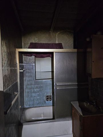 1501 NW 3rd Way, Pompano Beach, FL 33060