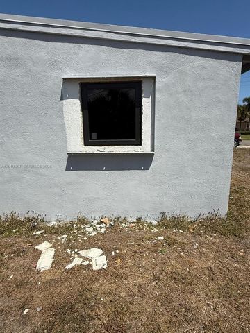 1501 NW 3rd Way, Pompano Beach, FL 33060