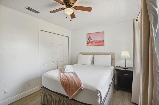 811 W MAGNOLIA STREET, Kissimmee, FL 34741