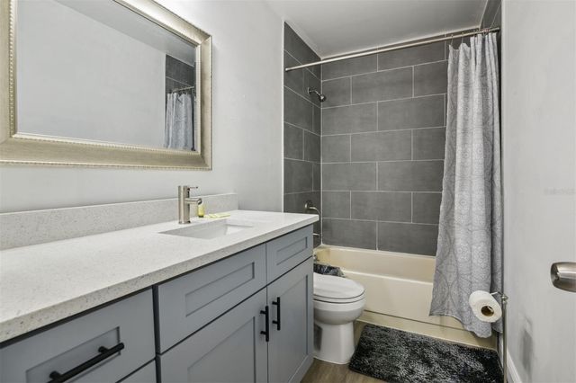 811 W MAGNOLIA STREET, Kissimmee, FL 34741