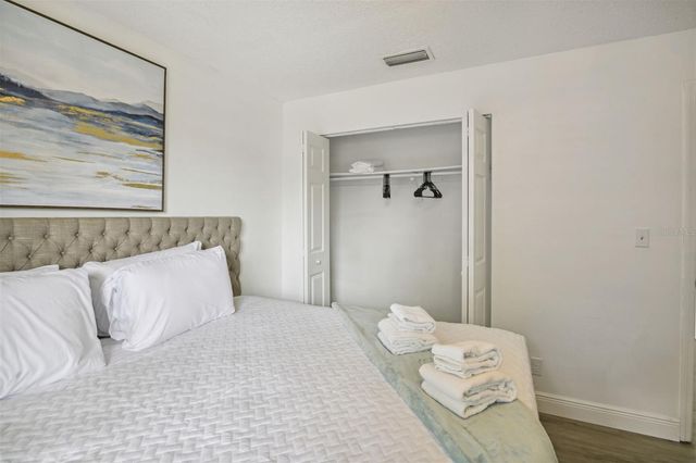 811 W MAGNOLIA STREET, Kissimmee, FL 34741