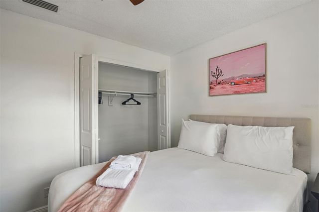 811 W MAGNOLIA STREET, Kissimmee, FL 34741