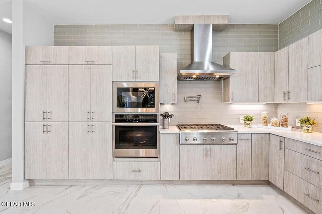 469 COUNTRY OAKS Drive, El Paso, TX 79932