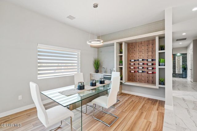 469 COUNTRY OAKS Drive, El Paso, TX 79932