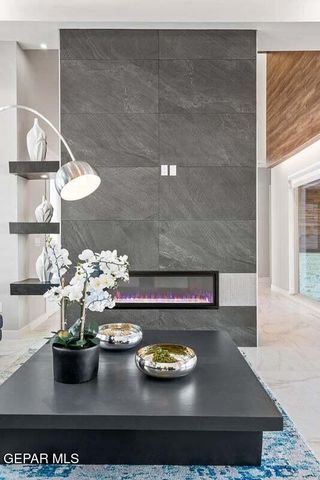 469 COUNTRY OAKS Drive, El Paso, TX 79932