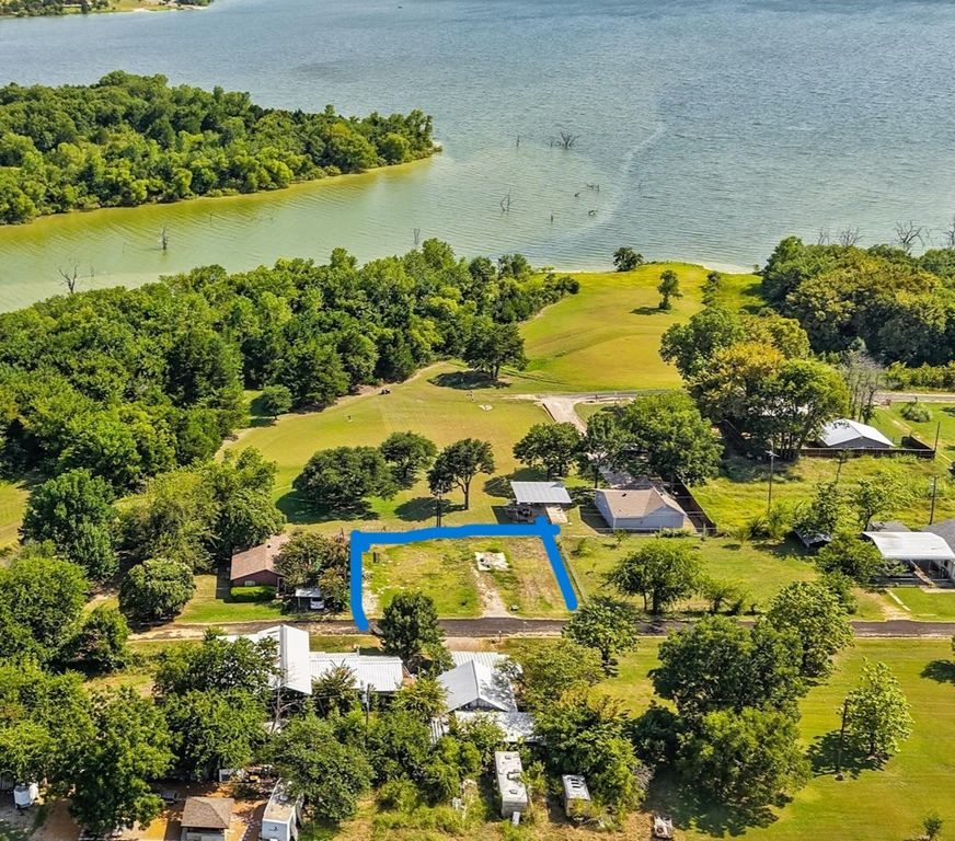 7312 County Road 965, Nevada, TX 75173