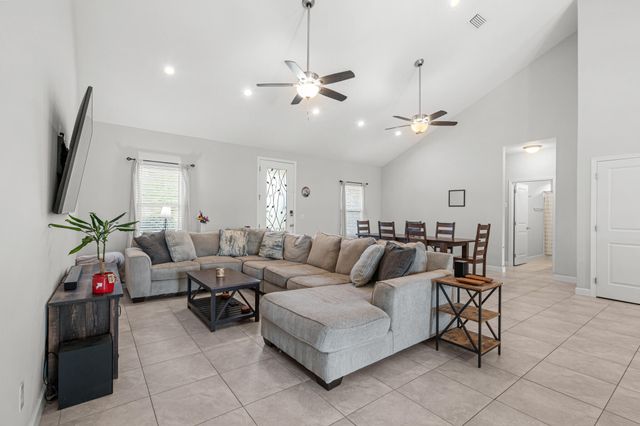 242 Terrance Lane, Mary Esther, FL 32569