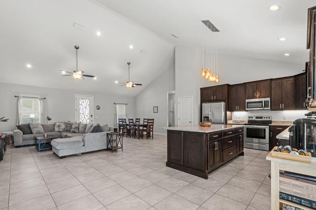 242 Terrance Lane, Mary Esther, FL 32569