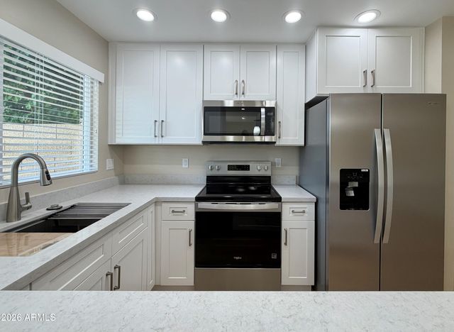 2507 E VILLA MARIA Drive, Phoenix, AZ 85032