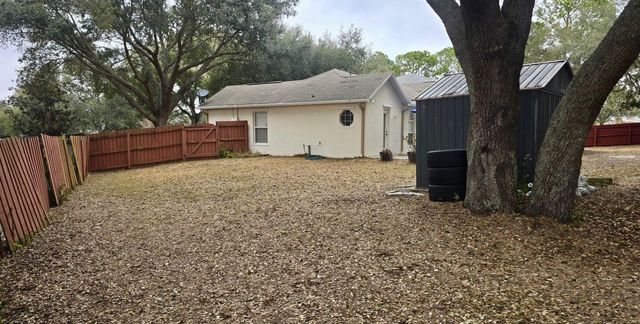 204 LACE BARK COURT, Minneola, FL 34715