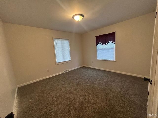 1806 Obrien Street, South Bend, IN 46628