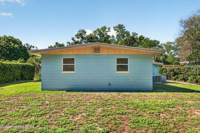 6715 FRYE Avenue W, Jacksonville, FL 32210