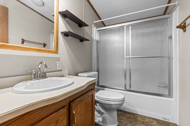 404 E Wood Lane, Belvidere, IL 61008