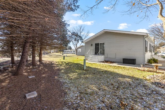 404 E Wood Lane, Belvidere, IL 61008