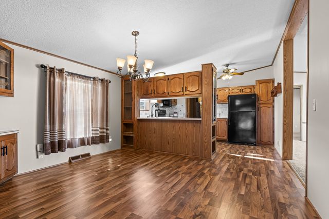 404 E Wood Lane, Belvidere, IL 61008