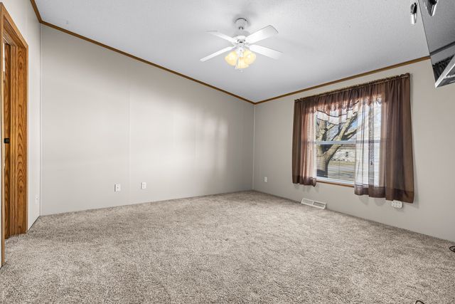 404 E Wood Lane, Belvidere, IL 61008