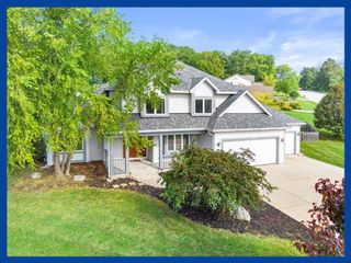 N67W23470 Linda DRIVE, Sussex, WI 53089