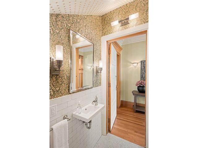 1100 N Humboldt St, Denver, CO 80218