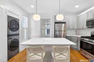 52 Edwards Street #1, New Haven, CT 06511