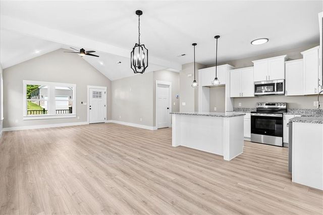 152 Washington St, Dalton, GA 30721