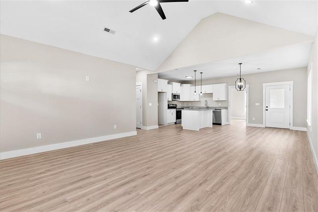 152 Washington St, Dalton, GA 30721