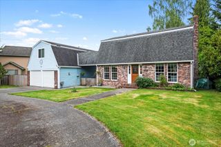 17910 Spruce Way, Lynnwood, WA 98037