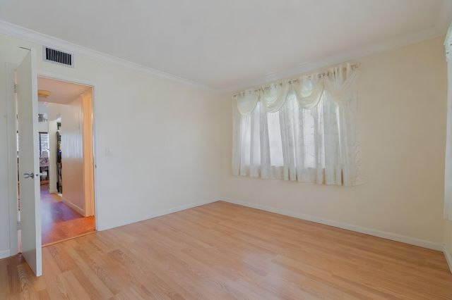 2290 SUNSET Avenue 7, Lake Worth Beach, FL 33461
