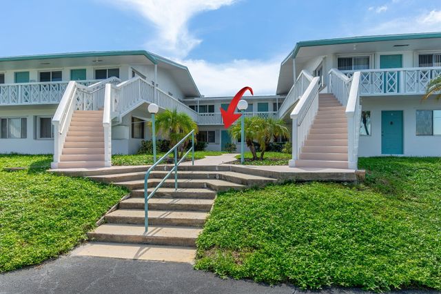 2290 SUNSET Avenue 7, Lake Worth Beach, FL 33461