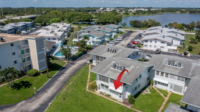 2290 SUNSET Avenue 7, Lake Worth Beach, FL 33461