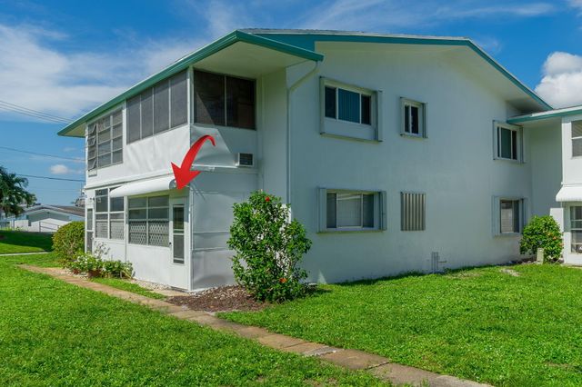 2290 SUNSET Avenue 7, Lake Worth Beach, FL 33461