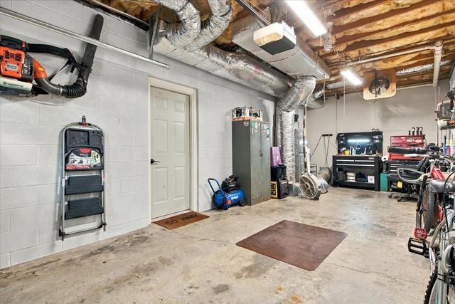 1230 Old Charlotte Pike, Pegram, TN 37143