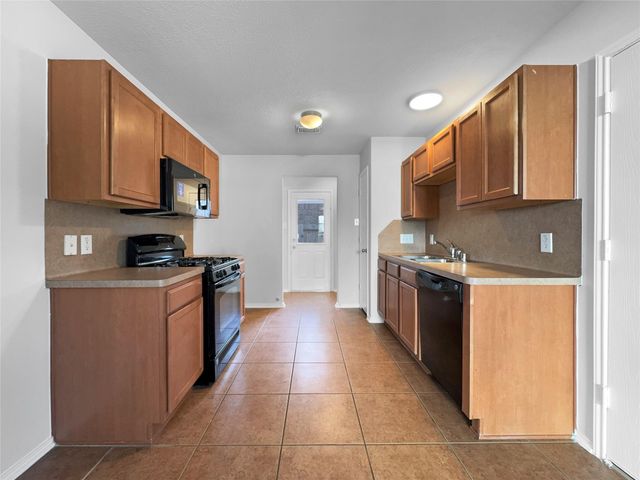 11031 Crosby Field Lane, Houston, TX 77034